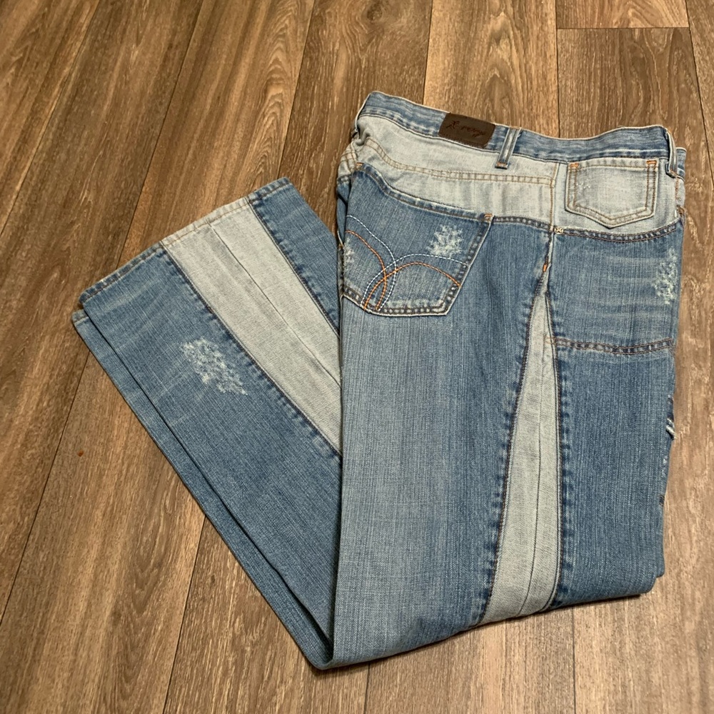 X-ray Two Tone Distressed Jeans 36x32